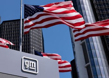 Acciones que realizan los mayores movimientos fuera de horario: GM, INTC, TLRY