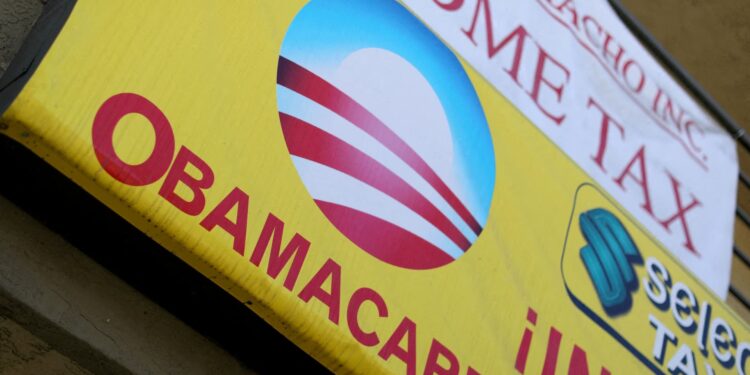 A medida que caducan los subsidios federales de la ACA, los estados azules ofrecen los suyos propios