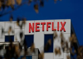 Acciones que realizan los mayores movimientos fuera de horario: NFLX, UAL, IBKR