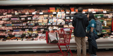 La inflación mayorista fue más suave de lo esperado, las ventas minoristas aumentaron en noviembre