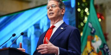 El secretario del Tesoro, Bessent, dice que más recortes de tipos de la Fed son “el único ingrediente que falta” para una economía más fuerte