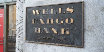 Acciones que realizan los mayores movimientos antes de la comercialización: WFC, BAC, NFLX