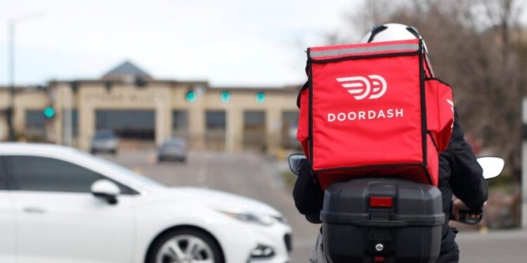 DoorDash prohíbe al conductor por supuesta estafa de entrega con IA: ‘Tolerancia cero al fraude’