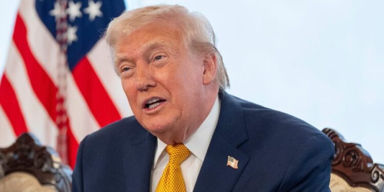 Trump: Perder la capacidad de emitir aranceles sería un “golpe terrible” para la seguridad nacional de EE.UU.