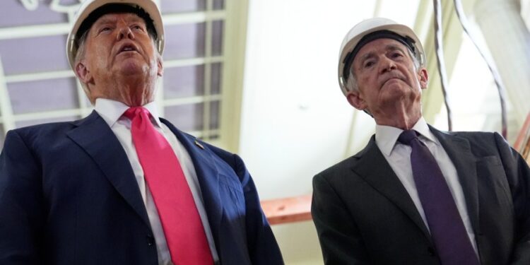 Trump critica a Powell: “La Reserva Federal ha sido herida y desacreditada”