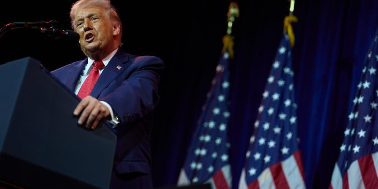 Trump ordena a las empresas de defensa que dejen de recomprar acciones y dividendos