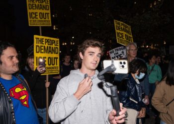 ¿Quién es Nick Shirley, YouTuber que alega fraude en guarderías?: NPR