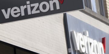 Verizon acaba de sufrir un gran apagón. Esto es lo que sabemos: NPR