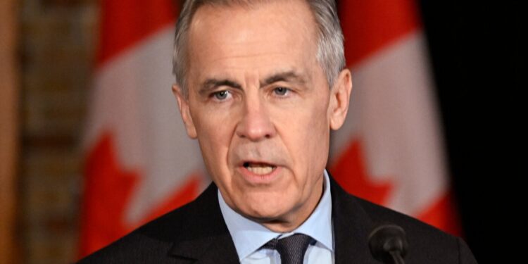 Trump amenaza a Canadá con aranceles del 100% por el acuerdo comercial con China: NPR