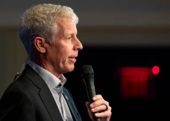 Trump cancela 30.000 millones de dólares en préstamos verdes de la era Biden